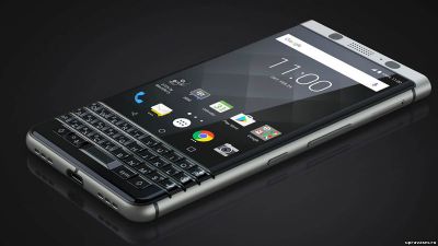 Смартфон BlackBerry на базе QNX