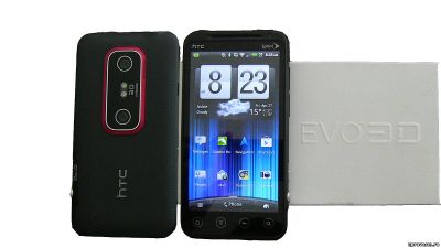 Лучший коммуникатор HTC – EVO 4G